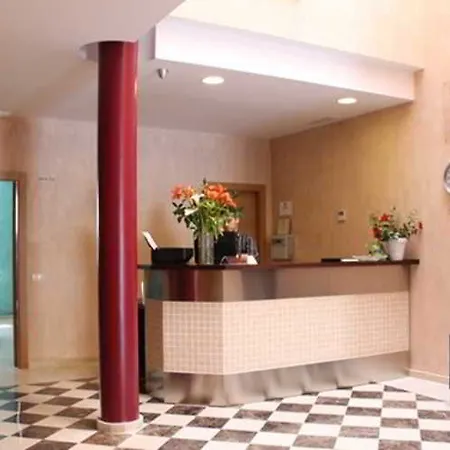 Carmen Hotel
