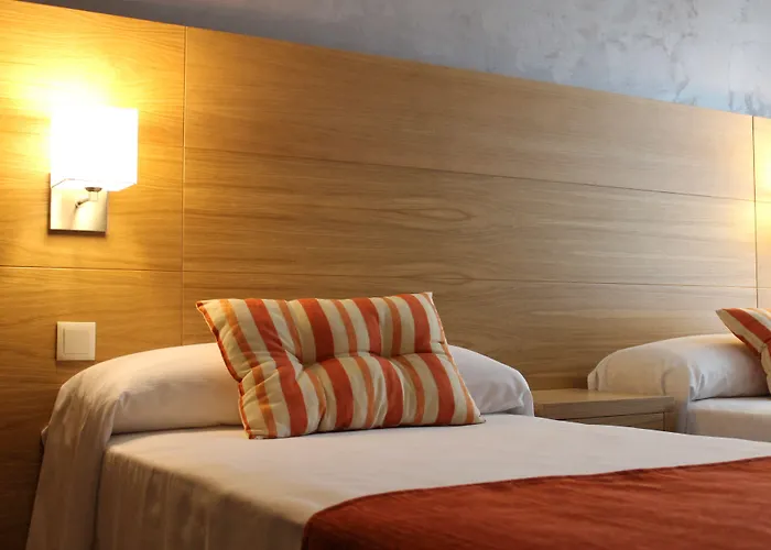 Carmen Hotel 2*